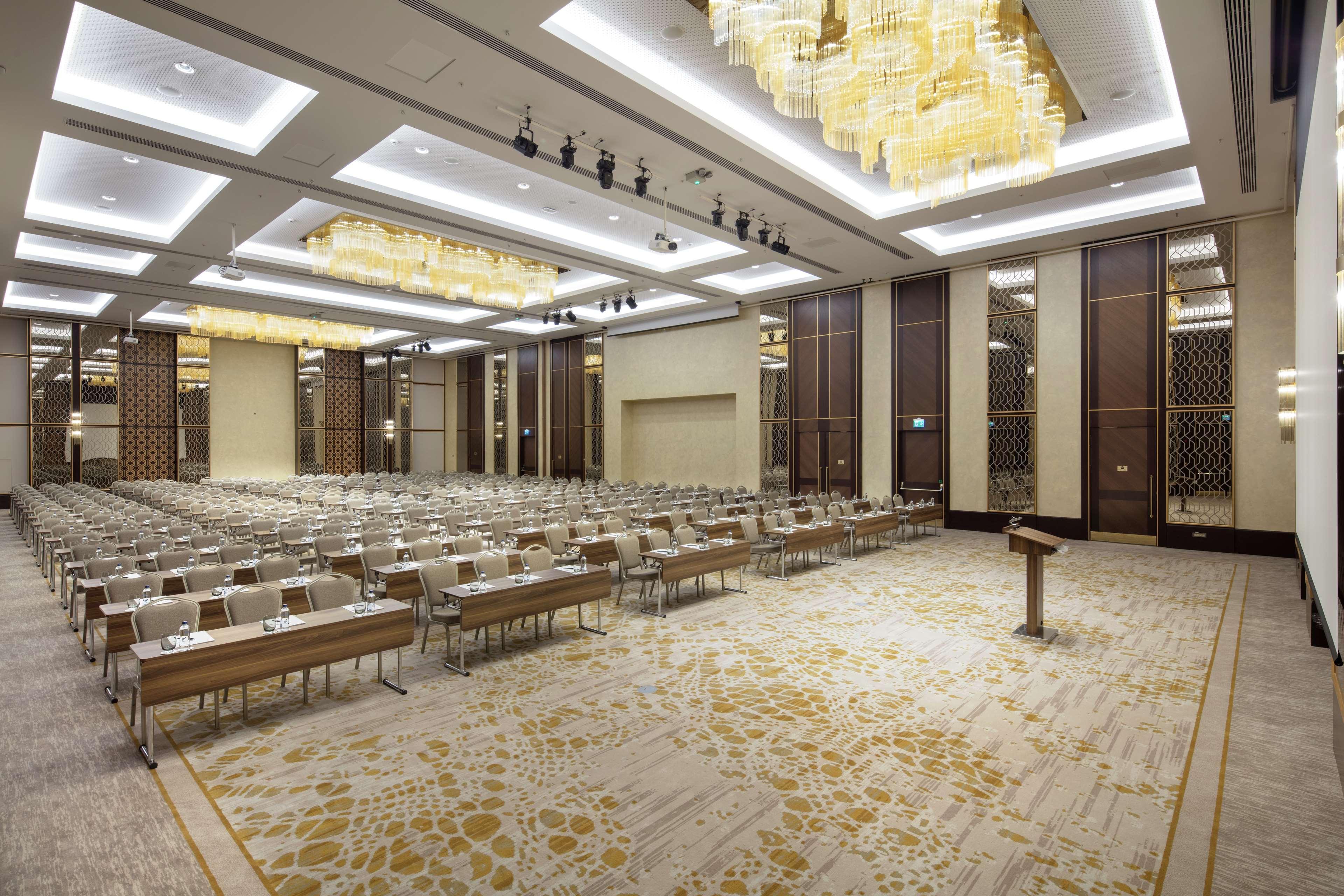 Doubletree By Hilton Antalya City Centre Εξωτερικό φωτογραφία The Grand Ballroom