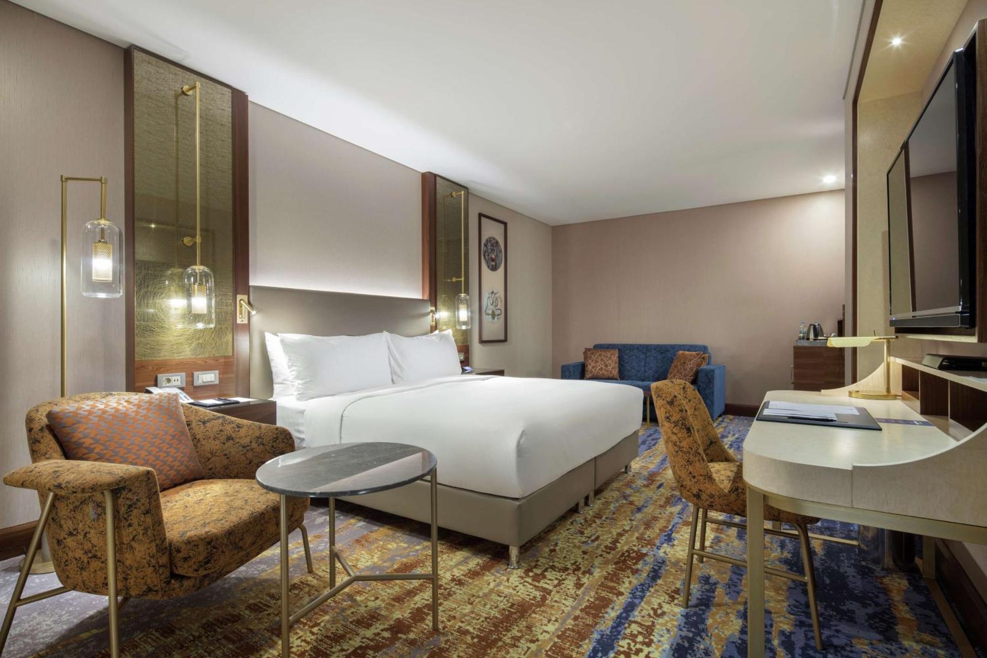 Doubletree By Hilton Antalya City Centre Εξωτερικό φωτογραφία